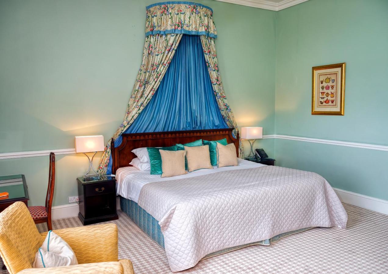 Willington Hall Hotel Tarporley Extérieur photo