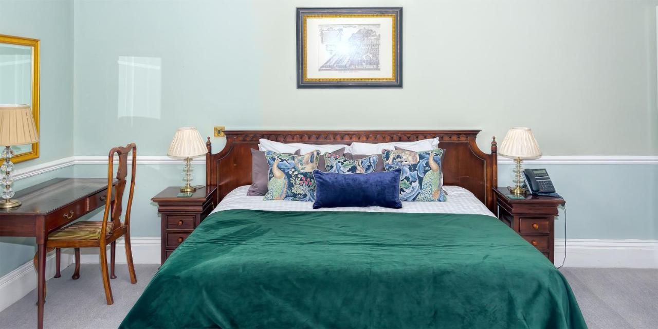 Willington Hall Hotel Tarporley Extérieur photo
