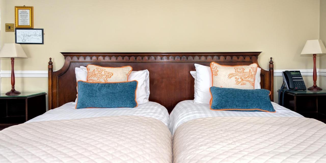 Willington Hall Hotel Tarporley Extérieur photo
