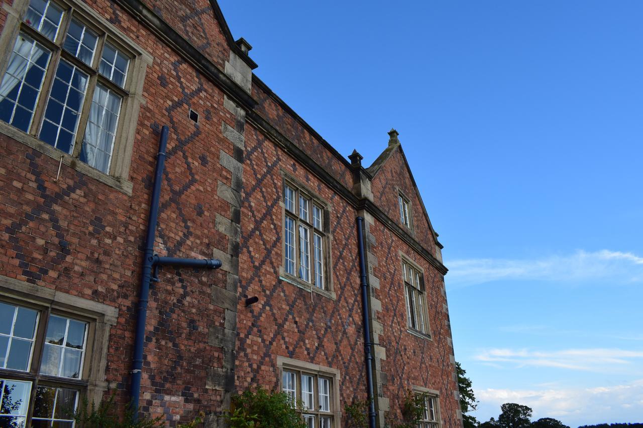 Willington Hall Hotel Tarporley Extérieur photo