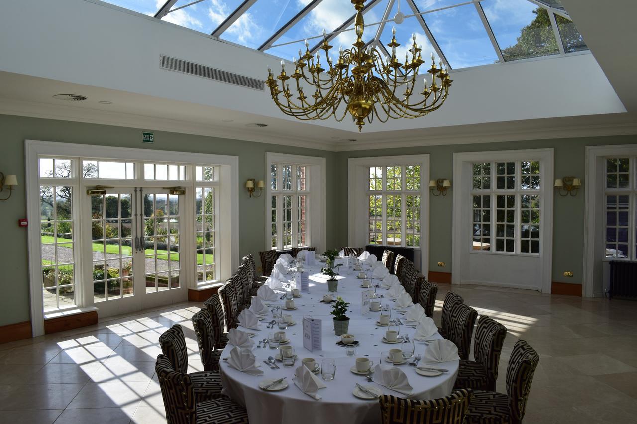 Willington Hall Hotel Tarporley Extérieur photo