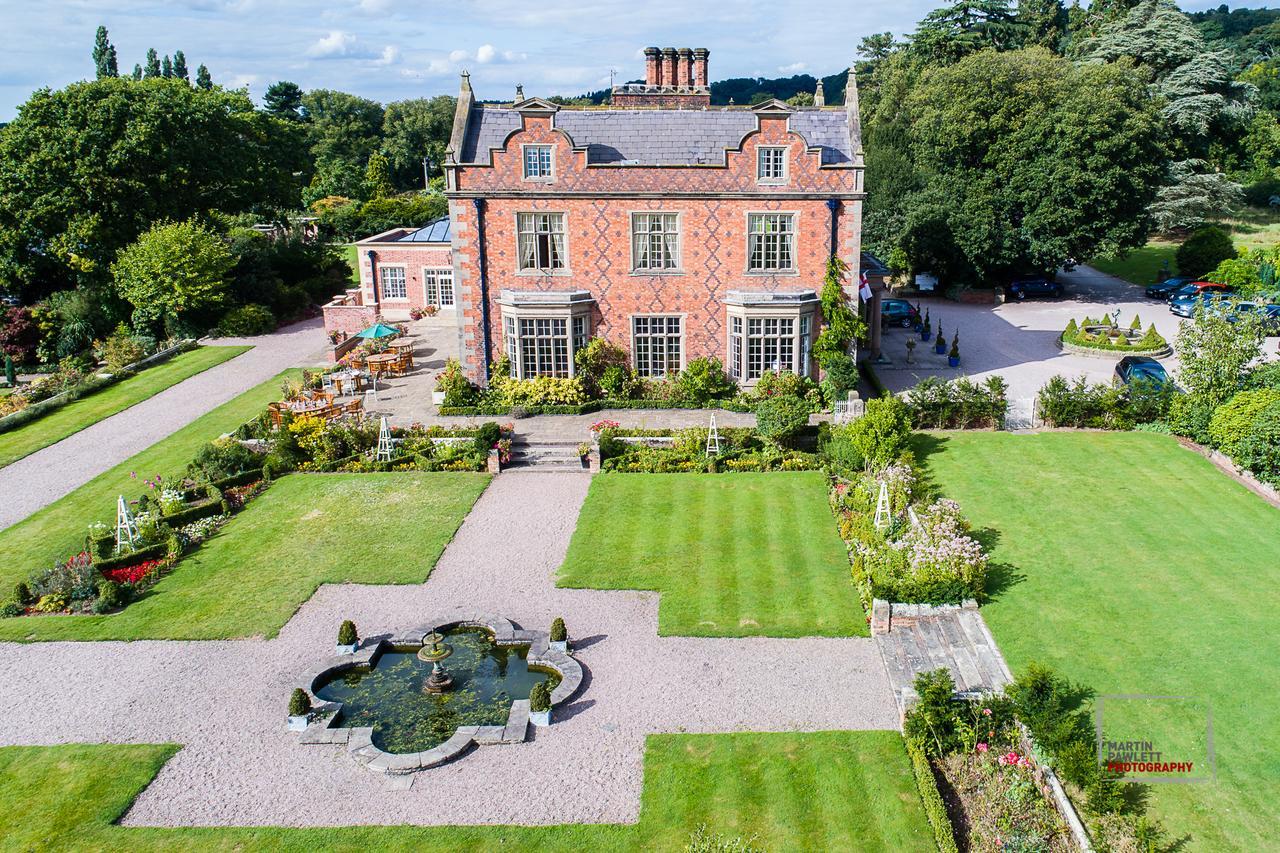 Willington Hall Hotel Tarporley Extérieur photo